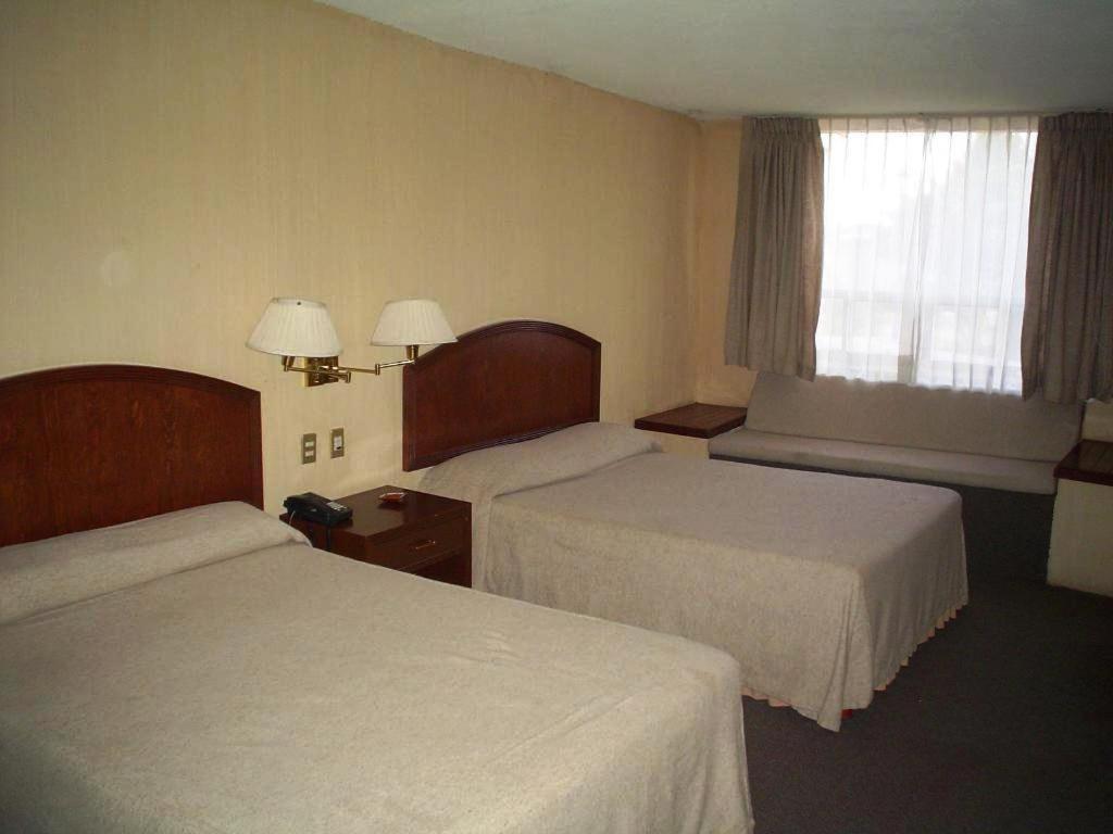 Motel La Fortuna Fresnillo Δωμάτιο φωτογραφία